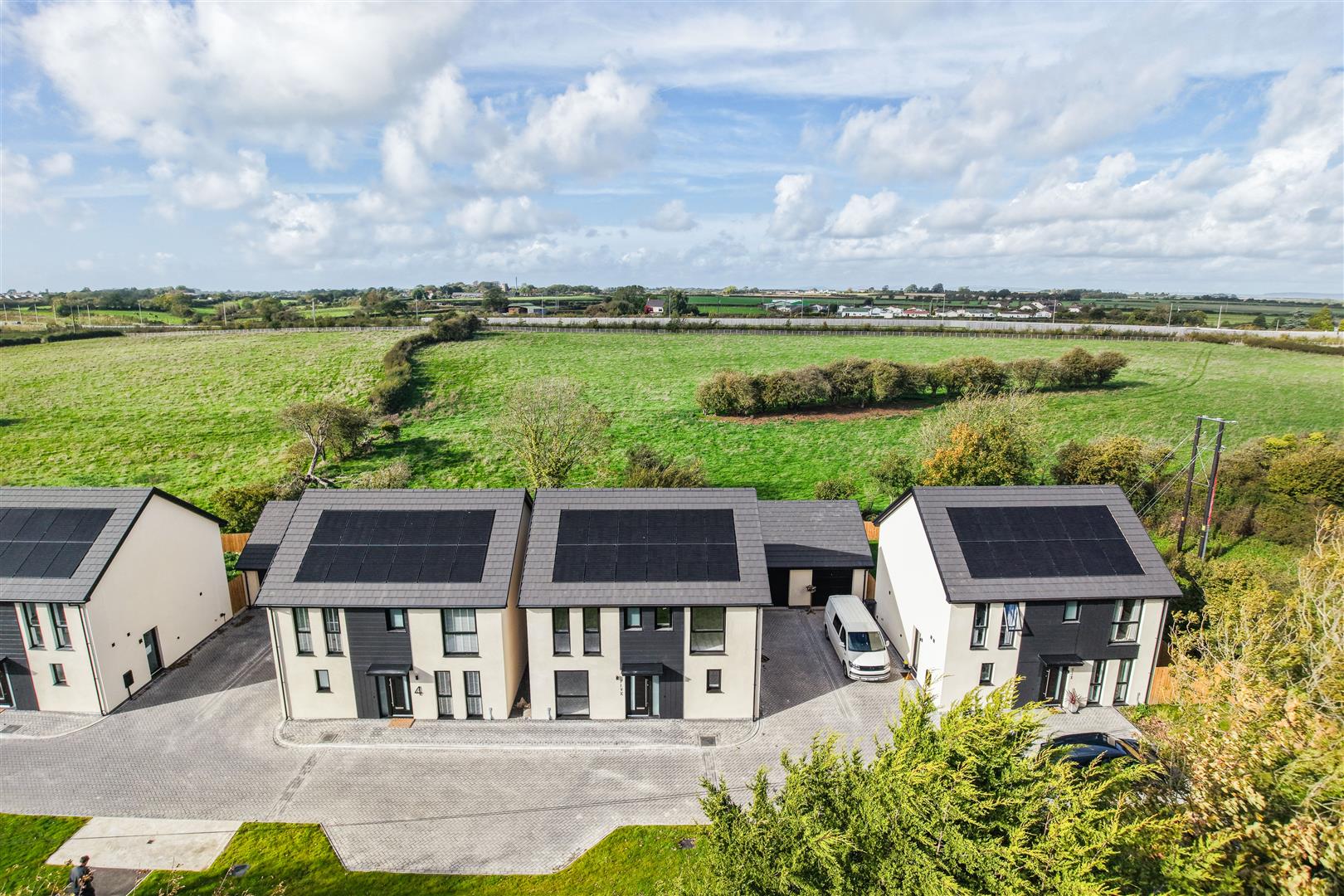 5 Gerddi'r Hen Fragdy, Nr Llantwit Major, Vale of Glamorgan, CF61 2AA